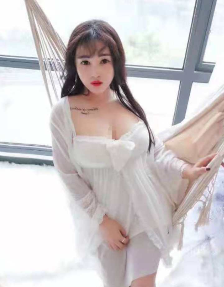 甜美的小丫头  服务技术好